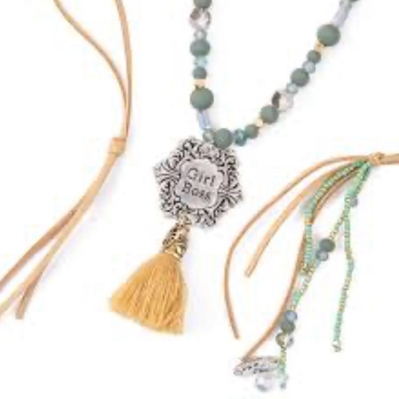 Bohemian Green and Silver 'Girl Boss' Necklace - Picture 4 of 8